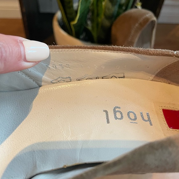 Vintage Light Brown Suede 'Hogl' Wood Stacked Heel Pumps - Picture 11 of 16